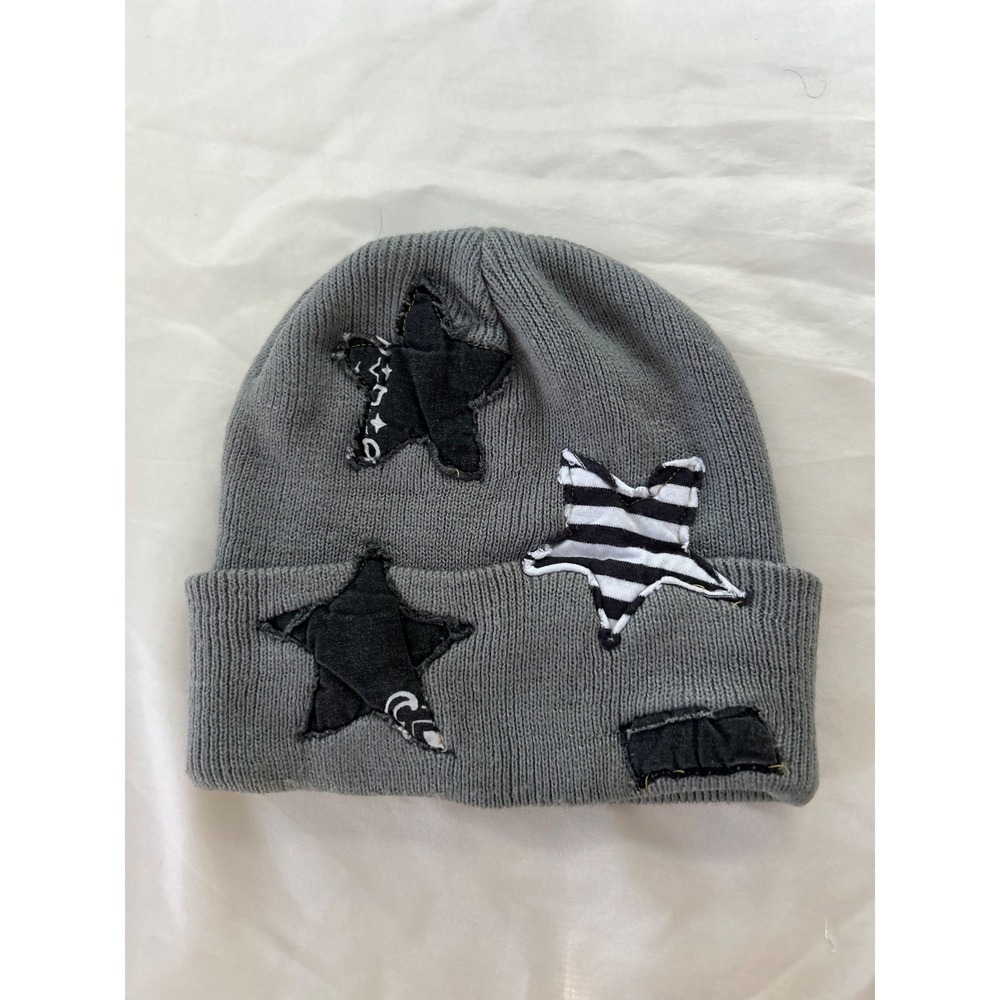 BP Infant Toddler Gray Knit Beanie Hat Star Patch Appliqué Cuffed 100% Acrylic